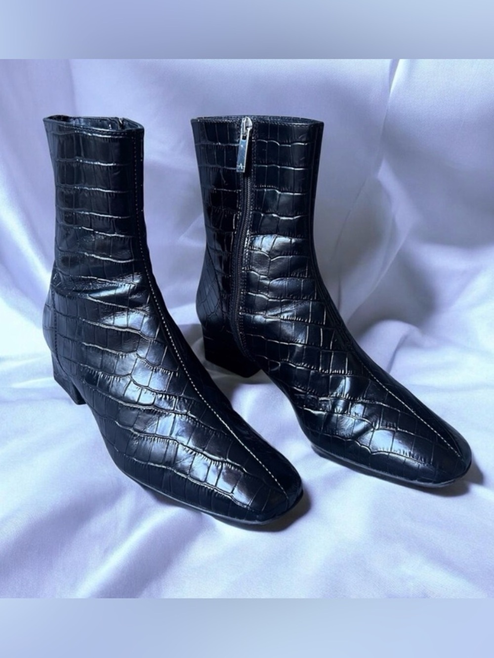 Aquatalia Women's Ankle Boots Sz 8 Italian Black Selini Croco Zip Bootie Chic